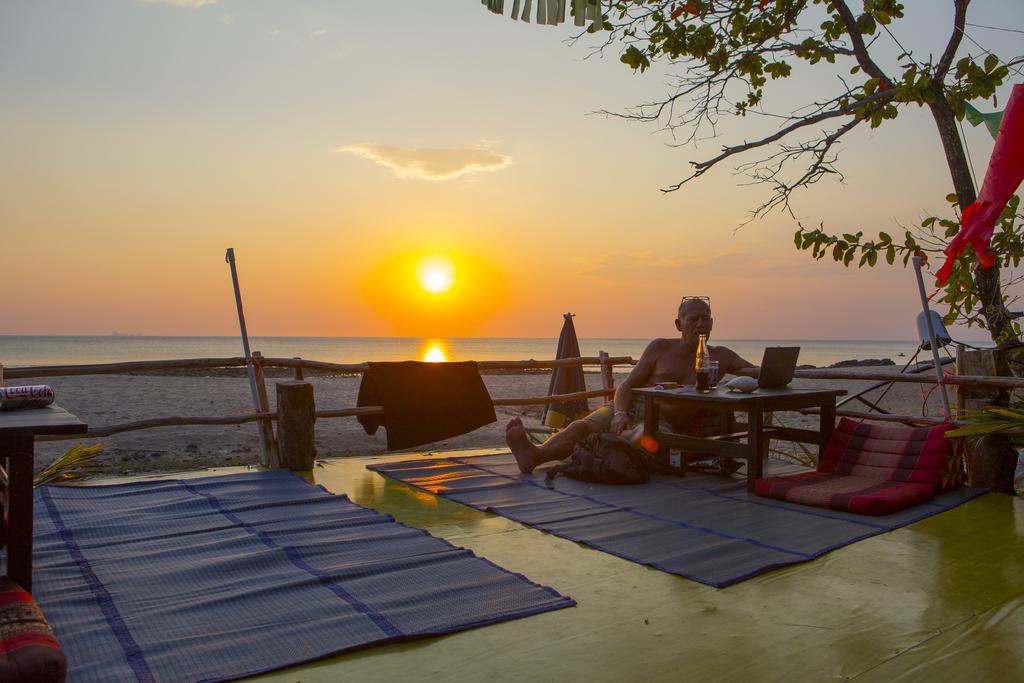 Lanta Coral Beach Resort Ko Lanta Exterior foto